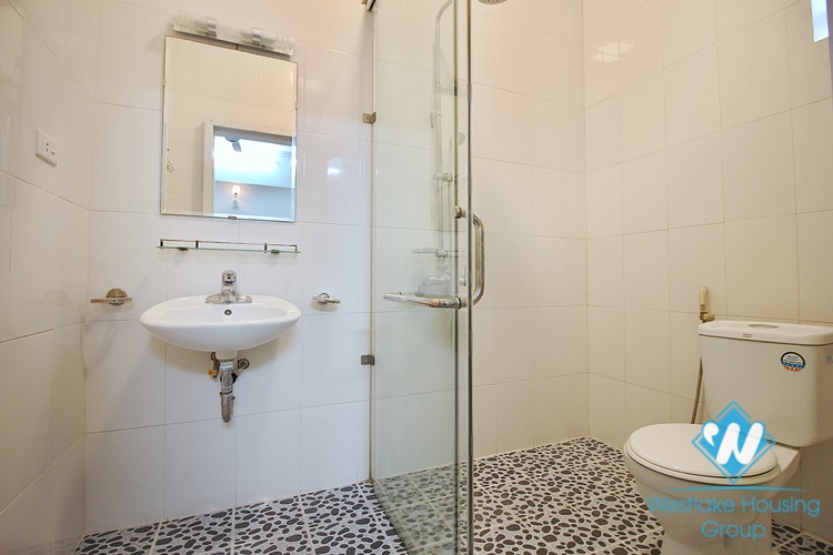 Lake view - House for rent in Tay Ho District